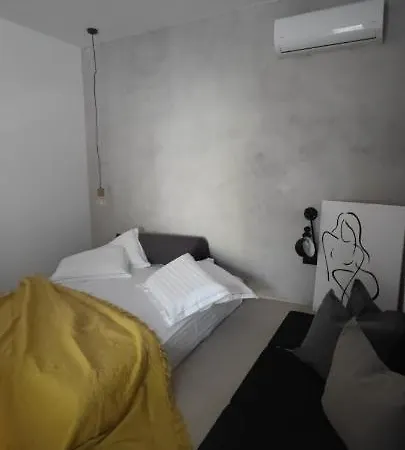 La Pineta Голем