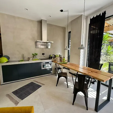 Appart hôtel La Pineta Golem (Tirana)