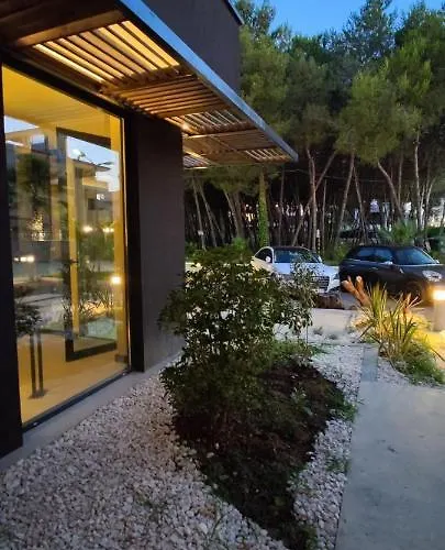 La Pineta 4*