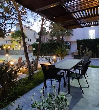La Pineta Hotel apartamentowy 3*