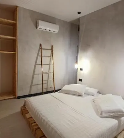 Aparthotel La Pineta *