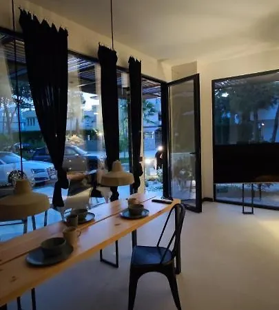 La Pineta Aparthotel Golem (Tirana)