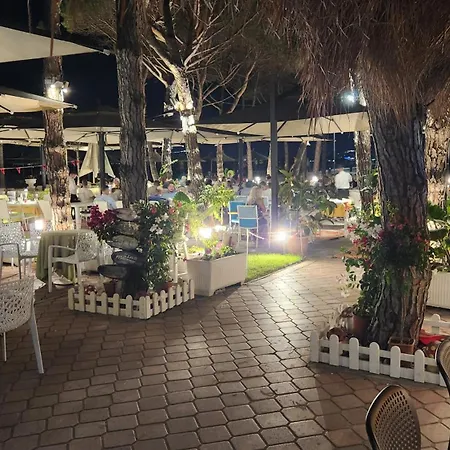 La Pineta Hotel apartamentowy Golem (Tirana)